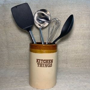 Kitchen utensil holder